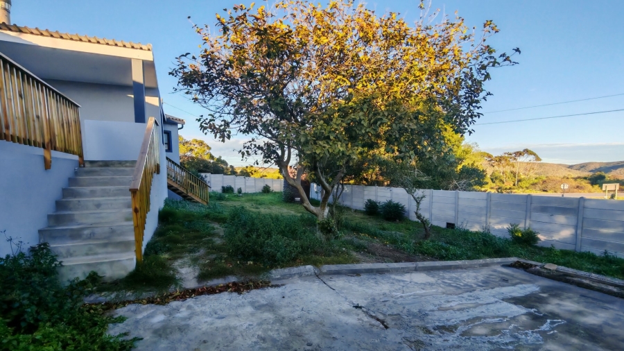 5 Bedroom Property for Sale in Fraaiuitsig Western Cape